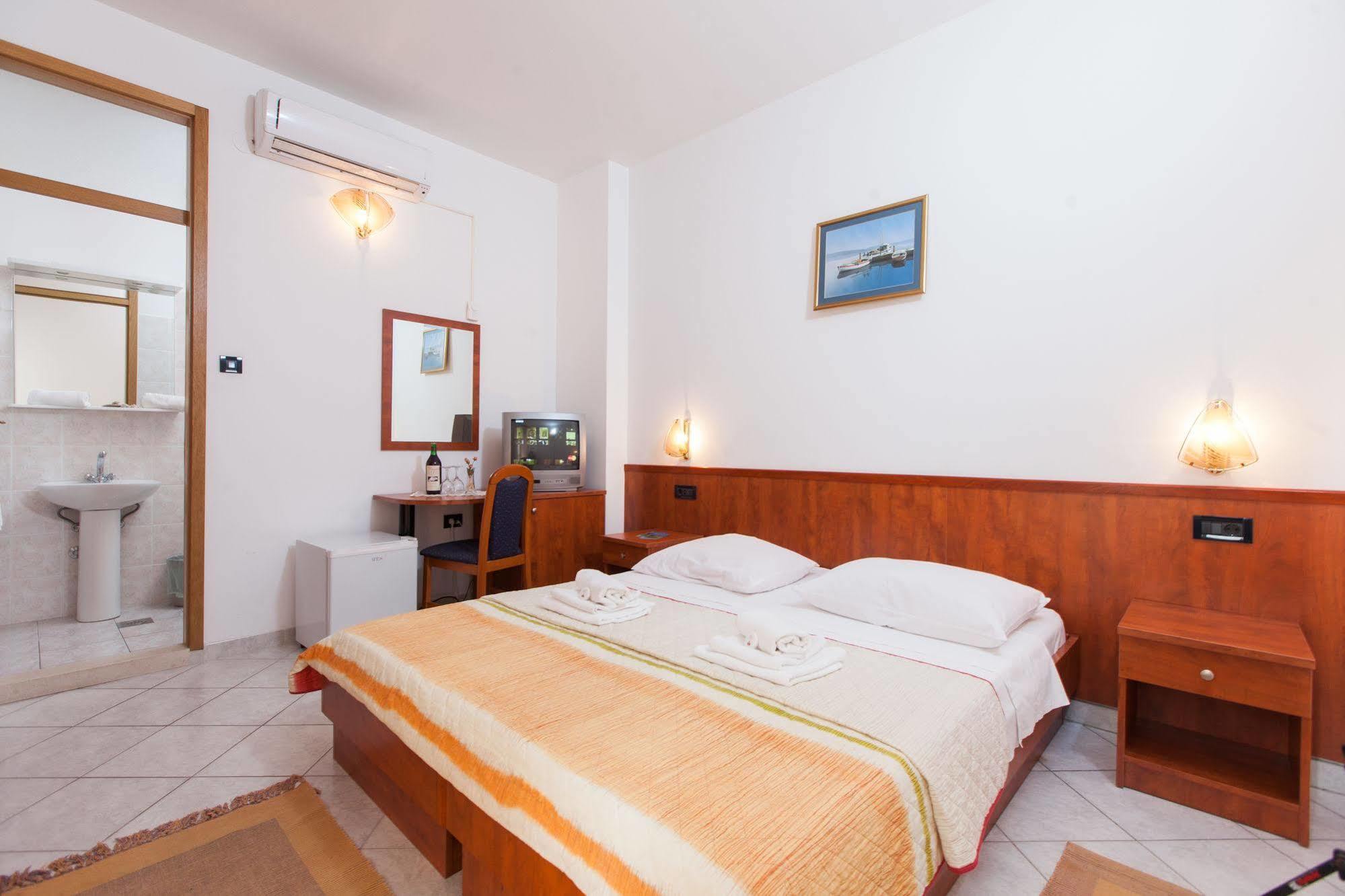 Villa Vinka Tučepi Εξωτερικό φωτογραφία